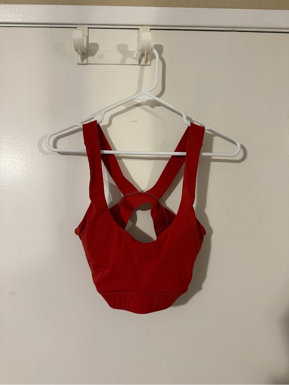 Vuori Brick Colored Crossback Sports Bra